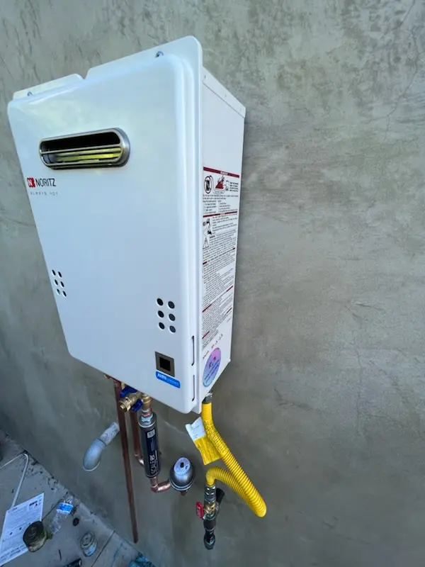 Tankless water heater installation for Elkton Heights homes